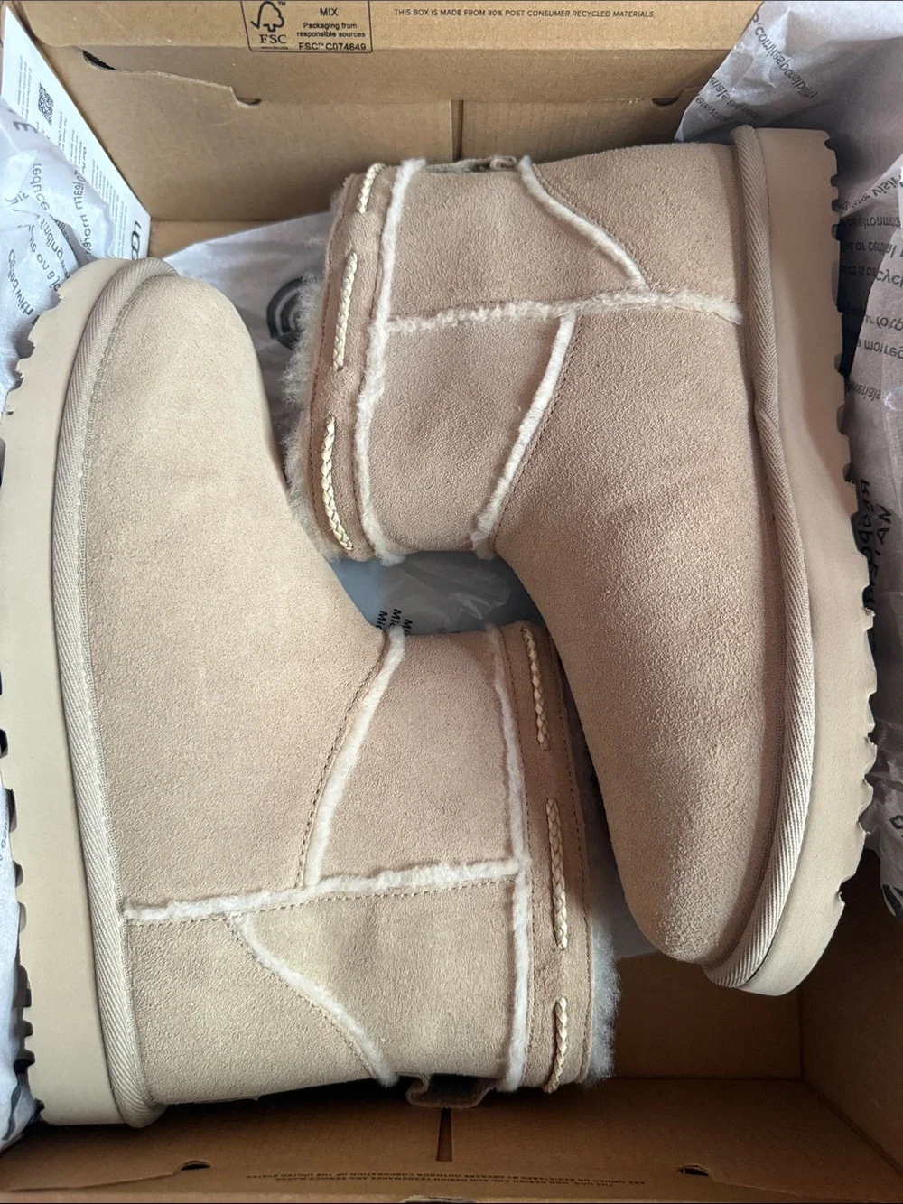 UGG shoebox label